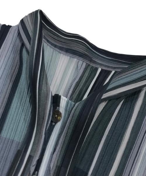 PLEATS PLEASE（プリーツプリーズ）PLEATS PLEASE (プリーツプリーズ) プリーツタイベスト カーキ×ブラック サイズ:3の古着・服飾アイテム