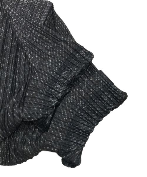 PLEATS PLEASE（プリーツプリーズ）PLEATS PLEASE (プリーツプリーズ) デニム転写プリーツカットソー ブラック サイズ:3の古着・服飾アイテム