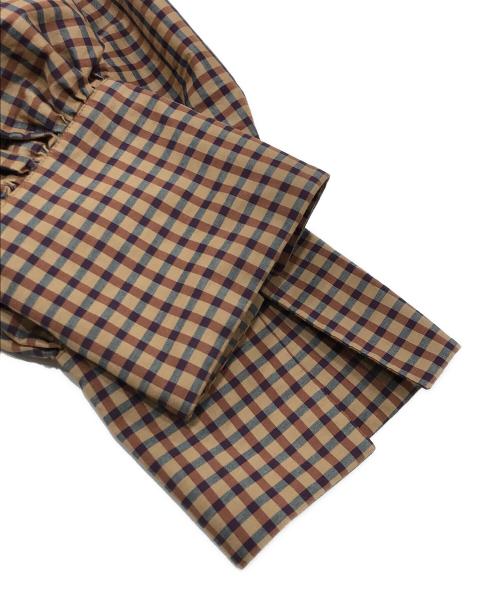 AUGUST（オーガスト）AUGUST (オーガスト) volume sleevedress（ボリューム　スリーブドレス） ブラウン サイズ:Fの古着・服飾アイテム