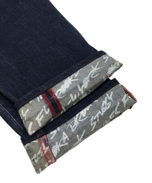 stussy（ステューシー）stussy (ステューシー) FUTURA (フューチュラ) ROUGH and RUGGED デニムパンツ（ラフ アンド ラギッド） インディゴ サイズ:32の古着・服飾アイテム