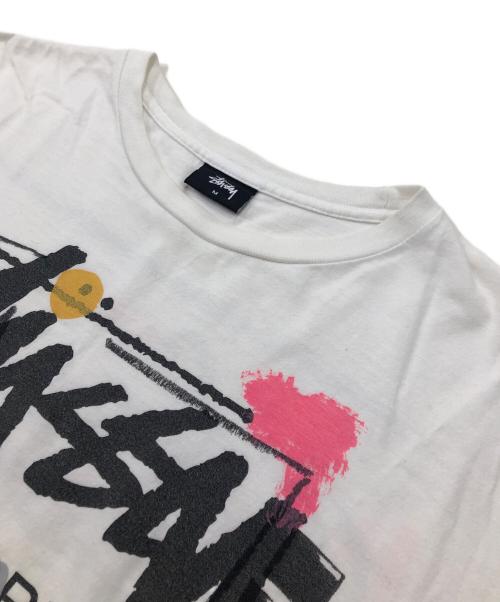 stussy（ステューシー）stussy (ステューシー) ワールドツアープリントTシャツ ホワイト サイズ:Ｍの古着・服飾アイテム