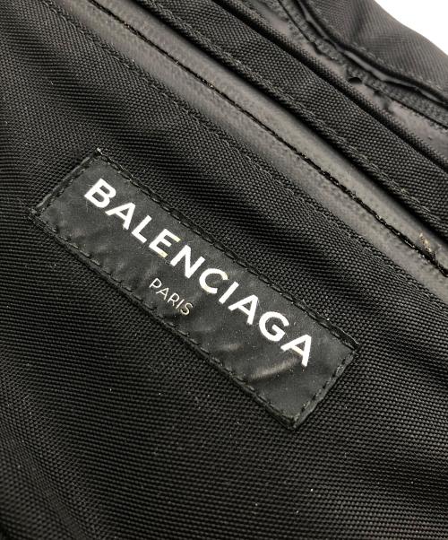 BALENCIAGA（バレンシアガ）BALENCIAGA (バレンシアガ) クロスボディバッグ ブラックの古着・服飾アイテム