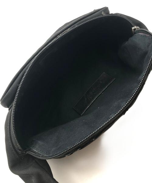 BALENCIAGA（バレンシアガ）BALENCIAGA (バレンシアガ) クロスボディバッグ ブラックの古着・服飾アイテム