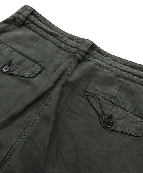 ASPESI（アスペジ）ASPESI (アスペジ) ドロストセンタープレスショーツ カーキ サイズ:48の古着・服飾アイテム