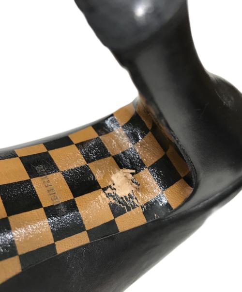 LOUIS VUITTON（ルイ ヴィトン）LOUIS VUITTON (ルイ ヴィトン) キューブレザーパンプス ブラック サイズ:37 1/2の古着・服飾アイテム