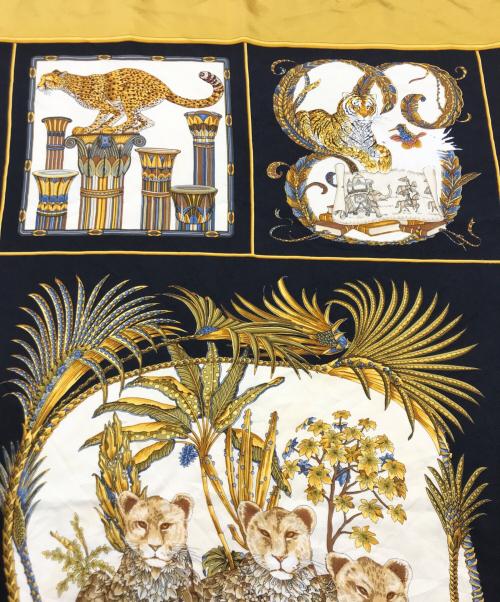 Salvatore Ferragamo（サルヴァトーレ フェラガモ）Salvatore Ferragamo (サルヴァトーレ フェラガモ) 大判シルクスカーフ マルチカラーの古着・服飾アイテム