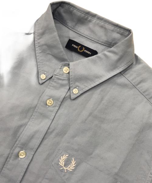 FRED PERRY（フレッドペリー）FRED PERRY (フレッドペリー) Oxford Shirt（オックスフォード　シャツ） ブルー サイズ:M 未使用品の古着・服飾アイテム