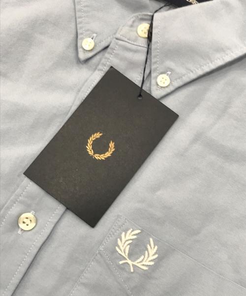 FRED PERRY（フレッドペリー）FRED PERRY (フレッドペリー) Oxford Shirt（オックスフォード　シャツ） ブルー サイズ:M 未使用品の古着・服飾アイテム