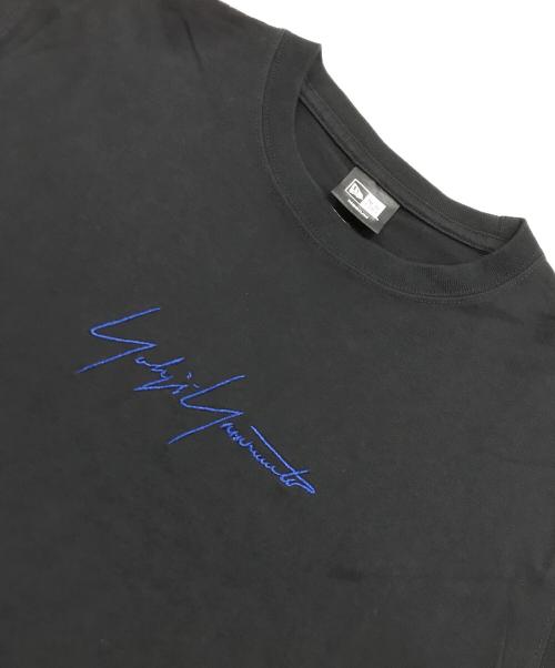 Yohji Yamamoto pour homme（ヨウジヤマモト プールオム）Yohji Yamamoto pour homme (ヨウジヤマモト プールオム) New Era (ニューエラ) Cotton Tee/半袖カットソー ブラック サイズ:Mの古着・服飾アイテム