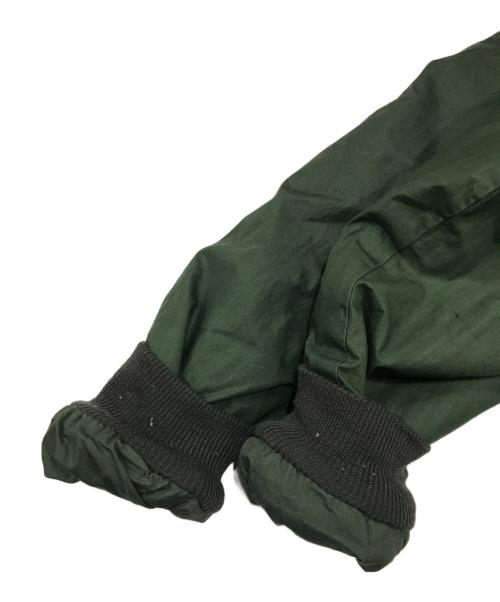 スウェーデン軍（スウェーデングン）スウェーデン軍 (スウェーデングン) ミリタリージャケット カーキ サイズ:50の古着・服飾アイテム
