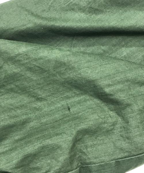 スウェーデン軍（スウェーデングン）スウェーデン軍 (スウェーデングン) ミリタリージャケット カーキ サイズ:50の古着・服飾アイテム