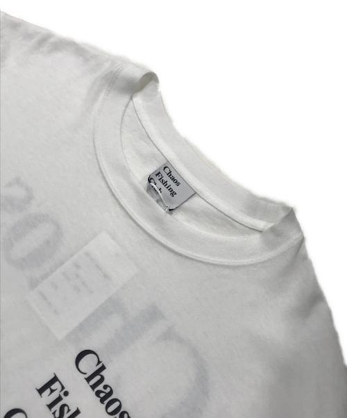 CHAOS FISHING CLUB（カオスフィッシングクラブ）CHAOS FISHING CLUB (カオスフィッシングクラブ) ロゴプリントtシャツ ホワイト サイズ:Mの古着・服飾アイテム