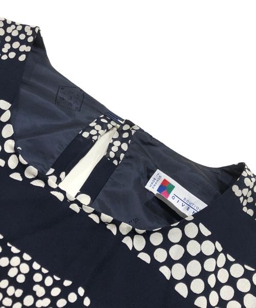 GIVENCHY（ジバンシィ）GIVENCHY (ジバンシィ) 総柄レーヨンワンピース ブルー サイズ:44の古着・服飾アイテム