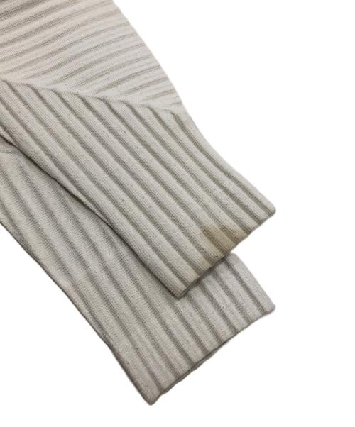 HOMME PLISSE ISSEY MIYAKE（オム プリッセ イッセイ ミヤケ）HOMME PLISSE ISSEY MIYAKE (オム プリッセ イッセイ ミヤケ) プリーツジャケット アイボリー サイズ:2の古着・服飾アイテム