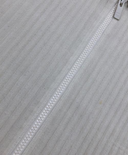 HOMME PLISSE ISSEY MIYAKE（オム プリッセ イッセイ ミヤケ）HOMME PLISSE ISSEY MIYAKE (オム プリッセ イッセイ ミヤケ) プリーツジャケット アイボリー サイズ:2の古着・服飾アイテム