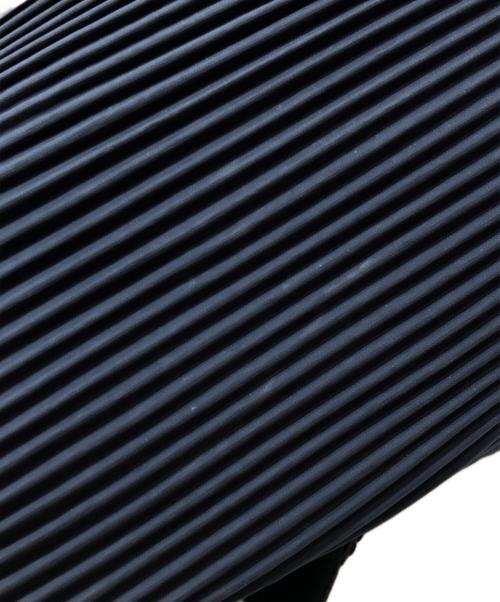 HOMME PLISSE ISSEY MIYAKE（オム プリッセ イッセイ ミヤケ）HOMME PLISSE ISSEY MIYAKE (オム プリッセ イッセイ ミヤケ) プリーツバックパック ブルーの古着・服飾アイテム