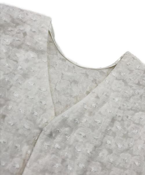 BALLSEY（ボールジィ）BALLSEY (ボールジィ) アリッサムカットジャカード バレルヘムブラウス ホワイト サイズ:36の古着・服飾アイテム