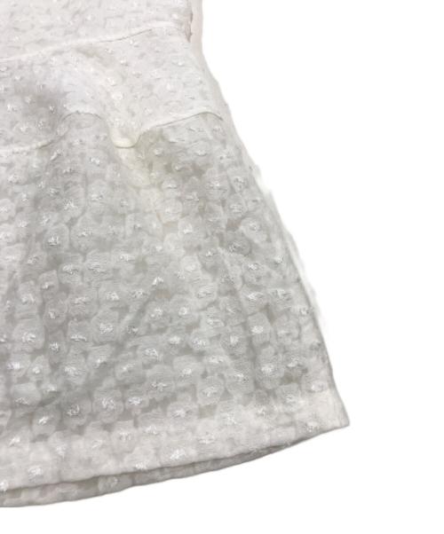 BALLSEY（ボールジィ）BALLSEY (ボールジィ) アリッサムカットジャカード バレルヘムブラウス ホワイト サイズ:36の古着・服飾アイテム