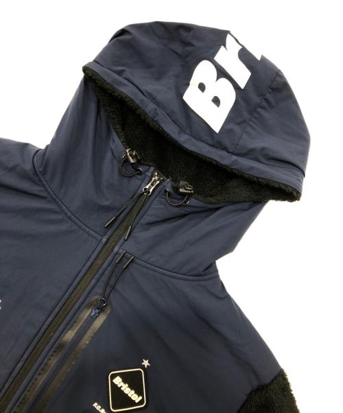 F.C.R.B.（エフシーレアルブリストル）F.C.R.B. (エフシーレアルブリストル) POLARTEC FLEECE HYBRID HOOD TOP ブラック×ネイビー サイズ:Ｍの古着・服飾アイテム