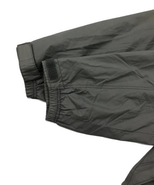 GAP（ギャップ）GAP (ギャップ) ナイロンジャケット グレー サイズ:Mの古着・服飾アイテム