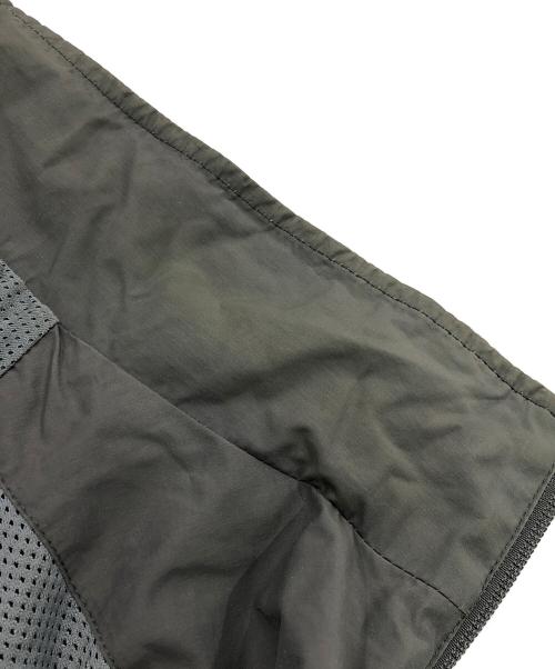 GAP（ギャップ）GAP (ギャップ) ナイロンジャケット グレー サイズ:Mの古着・服飾アイテム