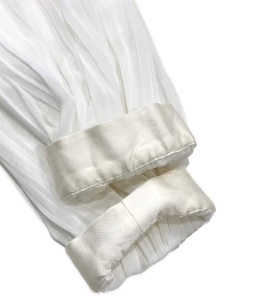 TOMORROW LAND（トゥモローランド）TOMORROW LAND (トゥモローランド) プリーツボウタイブラウス/ラグランブラウス ホワイト サイズ:36の古着・服飾アイテム