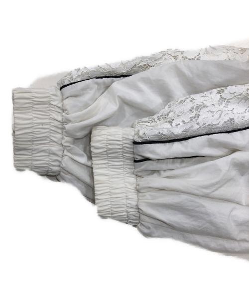 furfur（ファーファー）furfur (ファーファー) レースコンビショートトラックブルゾン ホワイト サイズ:Ｆの古着・服飾アイテム