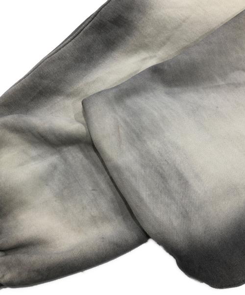 Y. PROJECT（ワイプロジェクト）Y. PROJECT (ワイプロジェクト) Pinched Logo スウェットパンツ ベージュ×グレー サイズ:Ｓの古着・服飾アイテム