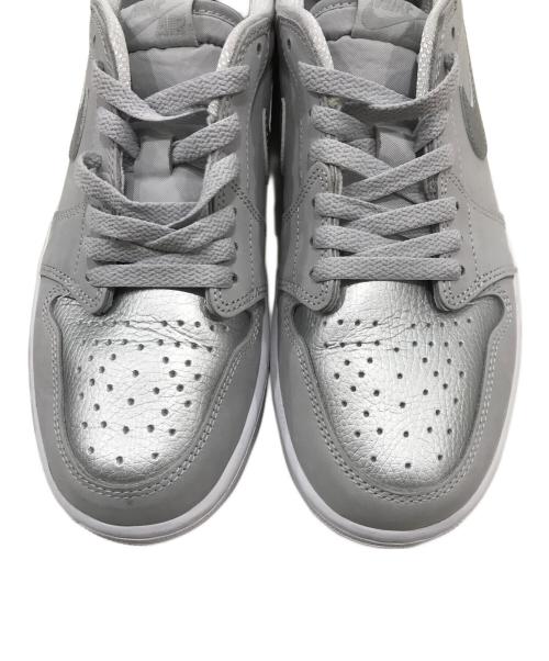 NIKE（ナイキ）NIKE (ナイキ) ブランド エア ジョーダン 1 レトロ LOW OG シルバー サイズ:27.5の古着・服飾アイテム