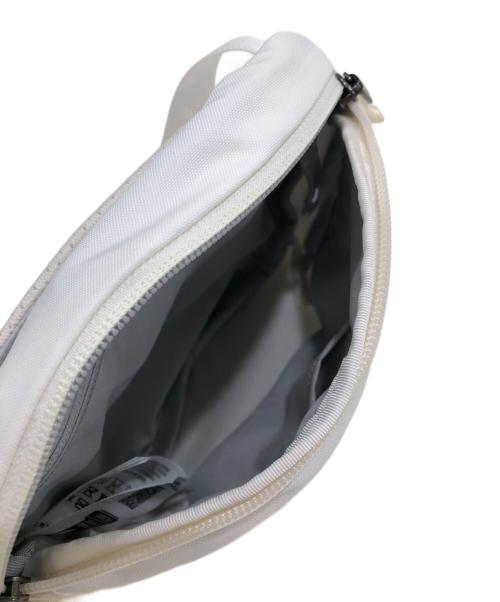 ARC'TERYX（アークテリクス）ARC'TERYX (アークテリクス) MANTIS 1 WAIST PACK ホワイトの古着・服飾アイテム