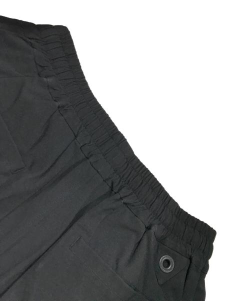 WHITE MOUNTAINEERING（ホワイトマウンテ二アニング）WHITE MOUNTAINEERING (ホワイトマウンテ二アニング) マルチファンクショナルサルエルパンツ ブラック サイズ:1の古着・服飾アイテム