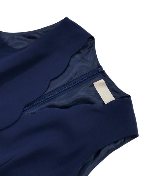 Kaene（カエン）Kaene (カエン) スカラップ×ペプラム オールインワン ブルー サイズ:36の古着・服飾アイテム