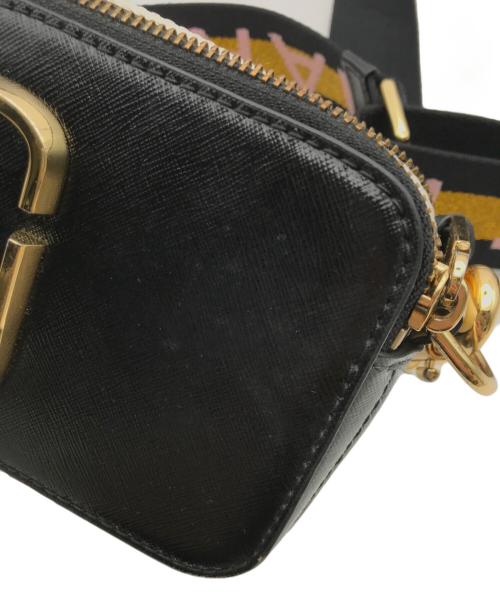 MARC JACOBS（マークジェイコブス）MARC JACOBS (マークジェイコブス) Snapshot Bag ブラックの古着・服飾アイテム