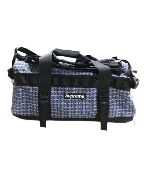 THE NORTH FACE（ザ ノース フェイス）THE NORTH FACE (ザ ノース フェイス) SUPREME (シュプリーム) Studded Small Base Camp Duffle Bag（スタデッド　スモール　ベース　キャンプ　ダッフル　バッグ） ブルー×ブラックの古着・服飾アイテム