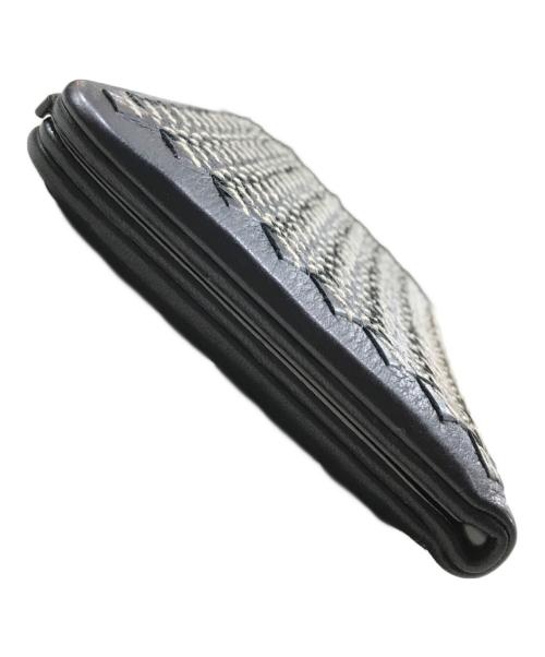 BOTTEGA VENETA（ボッテガベネタ）BOTTEGA VENETA (ボッテガベネタ) イントレチャートがま口財布 ブラックの古着・服飾アイテム