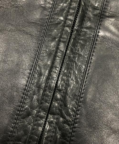 ISSEY MIYAKE（イッセイミヤケ）ISSEY MIYAKE (イッセイミヤケ) カウレザーブルゾン ブラック サイズ:2の古着・服飾アイテム