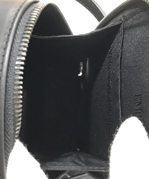 EMPORIO ARMANI（エンポリオアルマーニ）EMPORIO ARMANI (エンポリオアルマーニ) ミニショルダーフォンケース ブラック 未使用品の古着・服飾アイテム