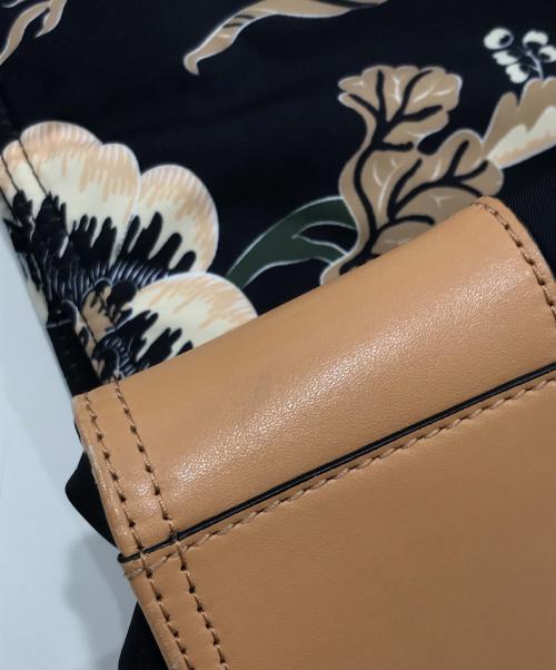 TORY BURCH（トリーバーチ）TORY BURCH (トリーバーチ) ボタニカルナイロントートバッグ ネイビーの古着・服飾アイテム