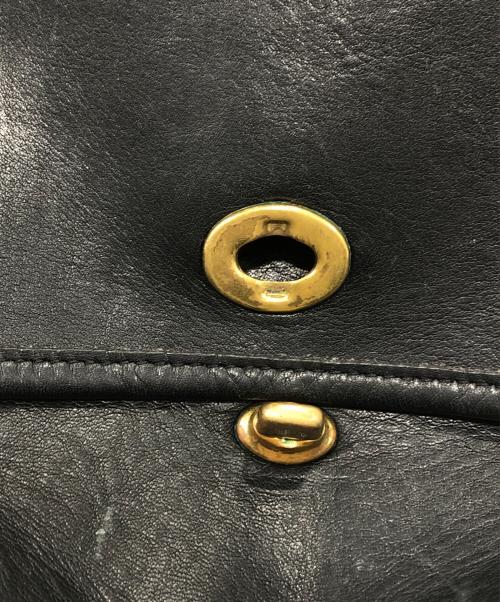 OLD COACH（オールドコーチ）OLD COACH (オールドコーチ) レザーショルダーバッグ ブラックの古着・服飾アイテム