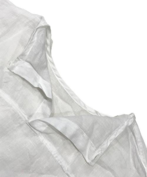 Whim Gazette（ウィムガゼット）Whim Gazette (ウィムガゼット) クルーネックラミーブラウス/バックボタンブラウス ホワイト サイズ:Fの古着・服飾アイテム