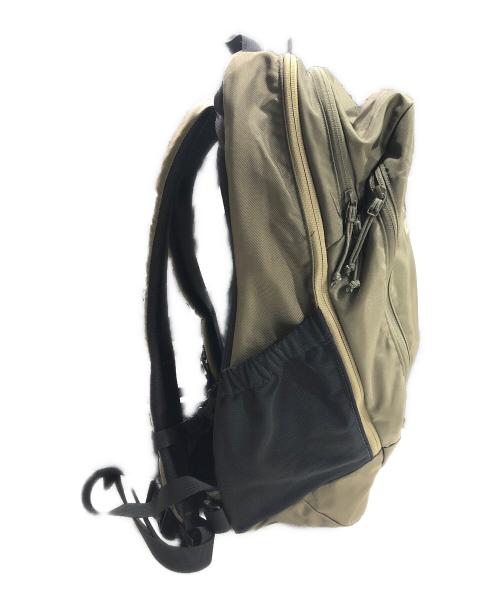 ARC'TERYX（アークテリクス）ARC'TERYX (アークテリクス) MANTIS 26L BACKPACK カーキの古着・服飾アイテム