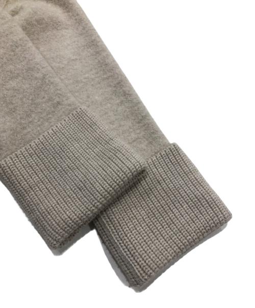 FOXEY（フォクシー）FOXEY (フォクシー) フードストール付 ニット ベージュ サイズ:Fの古着・服飾アイテム