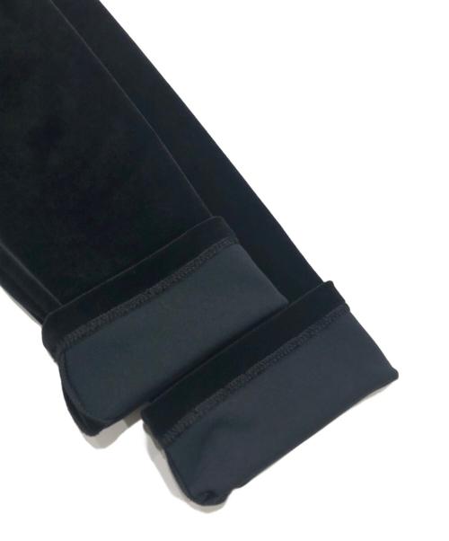 VELOUR NOIR by FOXEY NEWYORK（ベロア ノワール by フォクシー ニューヨーク）VELOUR NOIR by FOXEY NEWYORK (ベロア ノワール by フォクシー ニューヨーク) ベロアセットアップ ブラック サイズ:38の古着・服飾アイテム