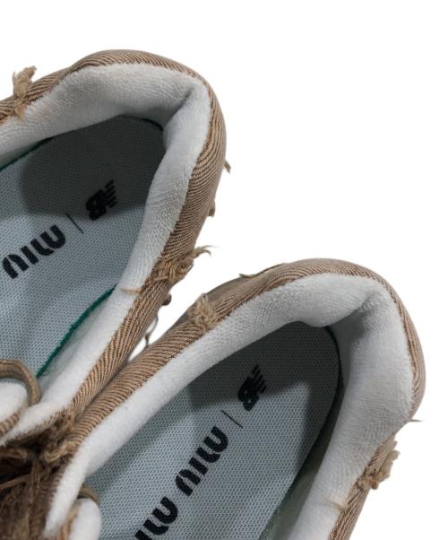 NEW BALANCE（ニューバランス）NEW BALANCE (ニューバランス) MIU MIU (ミュウミュウ) 574デニムスニーカー ブラウン サイズ:38の古着・服飾アイテム
