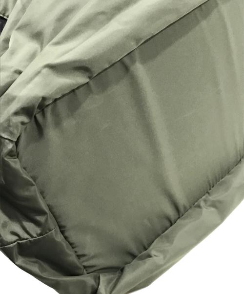 MONCLER（モンクレール）MONCLER (モンクレール) CRAIG GREEN (クレイグ グリーン) トートバッグ/NYLON TOTE BAG ブラック×カーキの古着・服飾アイテム