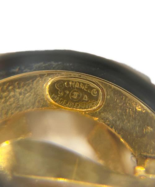 CHANEL（シャネル）CHANEL (シャネル) ココマークイヤリング ゴールド×ブラックの古着・服飾アイテム