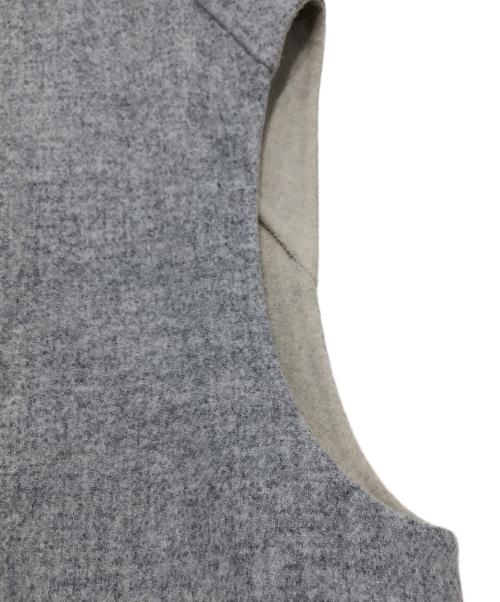 CYCLAS（シクラス）CYCLAS (シクラス) ミンクファーベルトリバーウールロングジレ グレー サイズ:34の古着・服飾アイテム