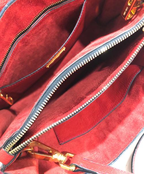 MIU MIU（ミュウミュウ）MIU MIU (ミュウミュウ) デニム2wayバッグ レッド×インディゴの古着・服飾アイテム