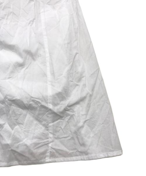 BEARDSLEY（ビアズリー）BEARDSLEY (ビアズリー) ギャザーワンピース／シャツワンピース ホワイトの古着・服飾アイテム