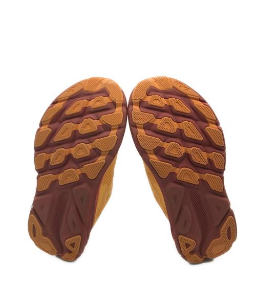 HOKA（ホカ）HOKA (ホカ) CLIFTON 9（クリフトン　ナイン） オレンジ サイズ:27.5の古着・服飾アイテム